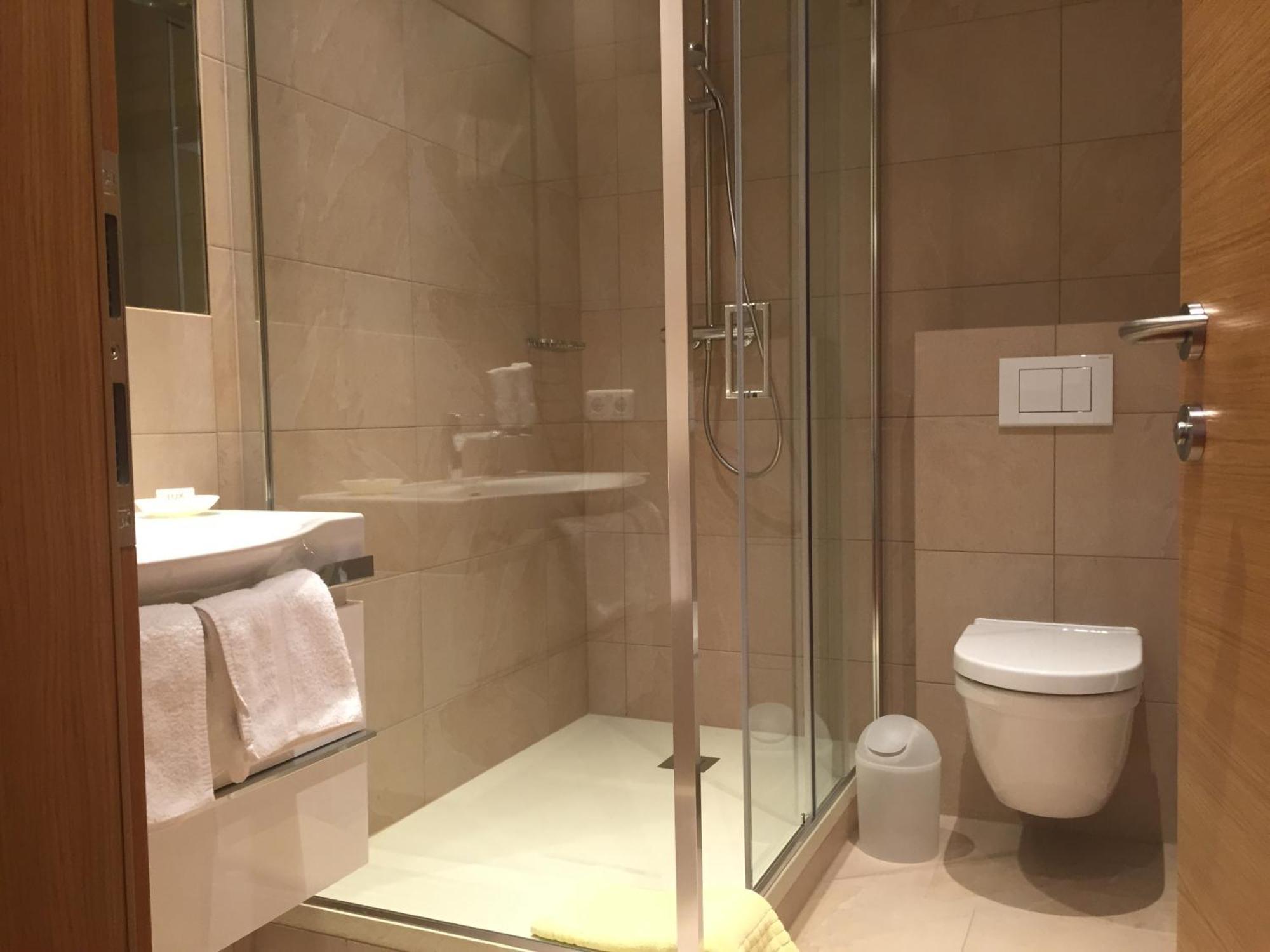 Hotel Angelika ซังคท์อันทอนอัมอาร์ลแบร์ก ห้อง รูปภาพ