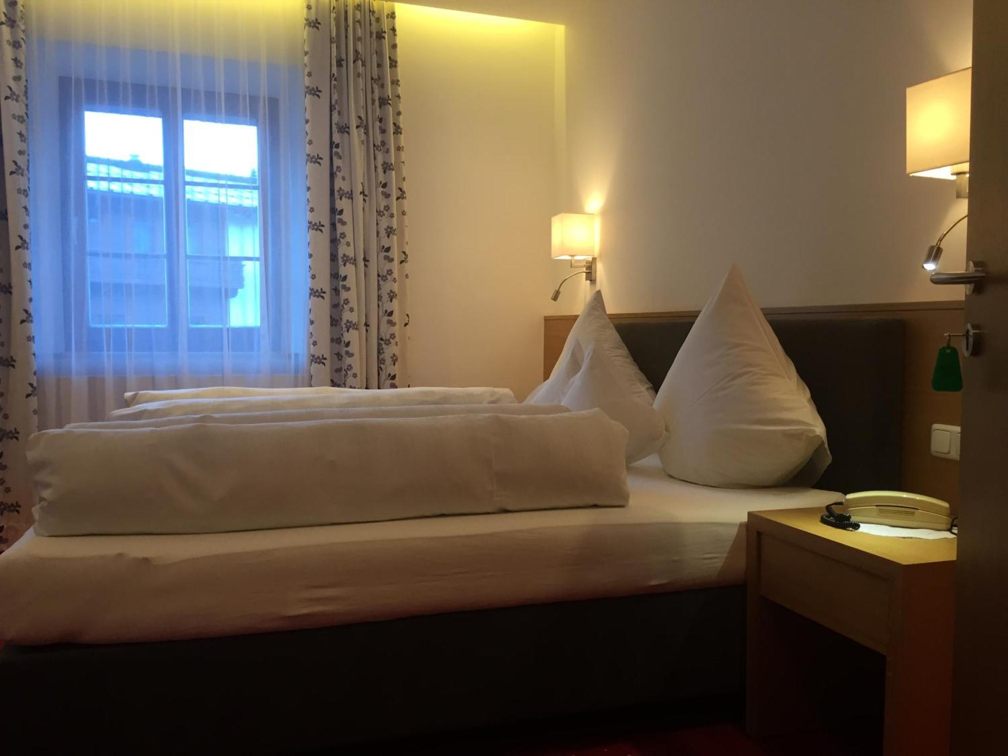 Hotel Angelika ซังคท์อันทอนอัมอาร์ลแบร์ก ห้อง รูปภาพ